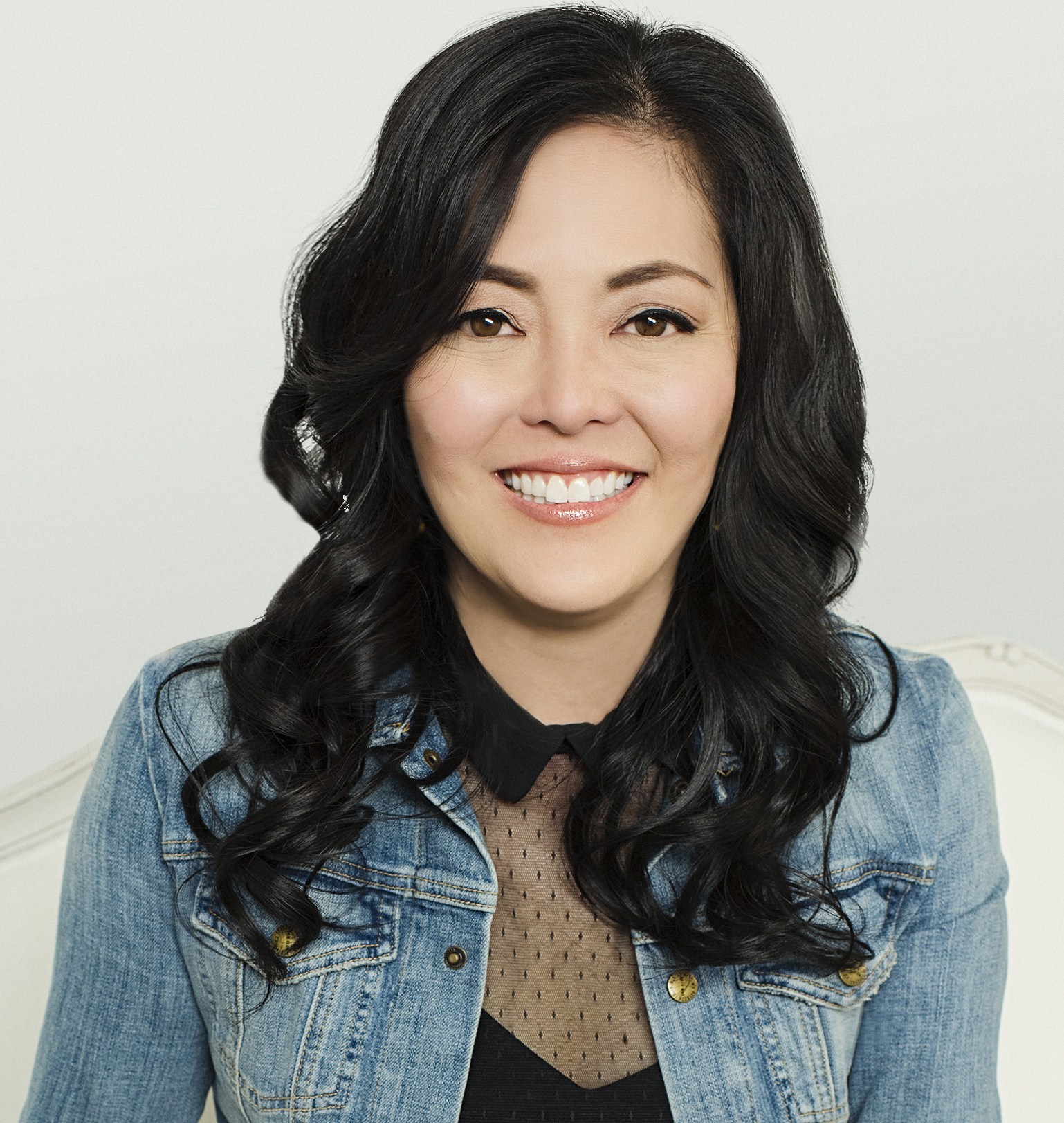 Learn how to find a Low-EMF home from Risa Suzuki, trusted Seattle EMF Expert. Top 5 Tips for Finding a Low EMF Home.